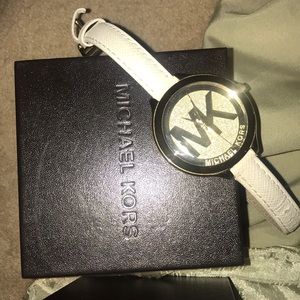 MK watch